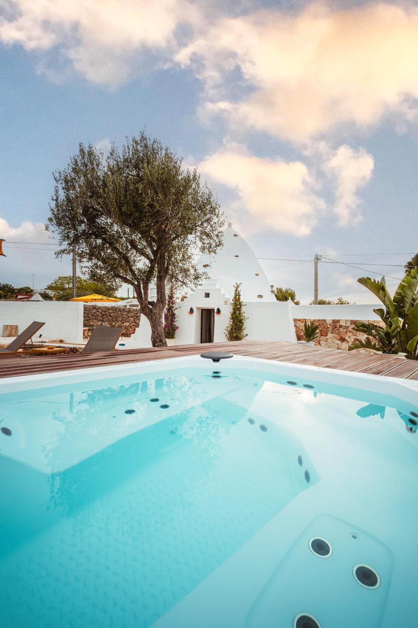 Вилла Trullomare & Pool - Housea Полиньяно-а-Маре Экстерьер фото